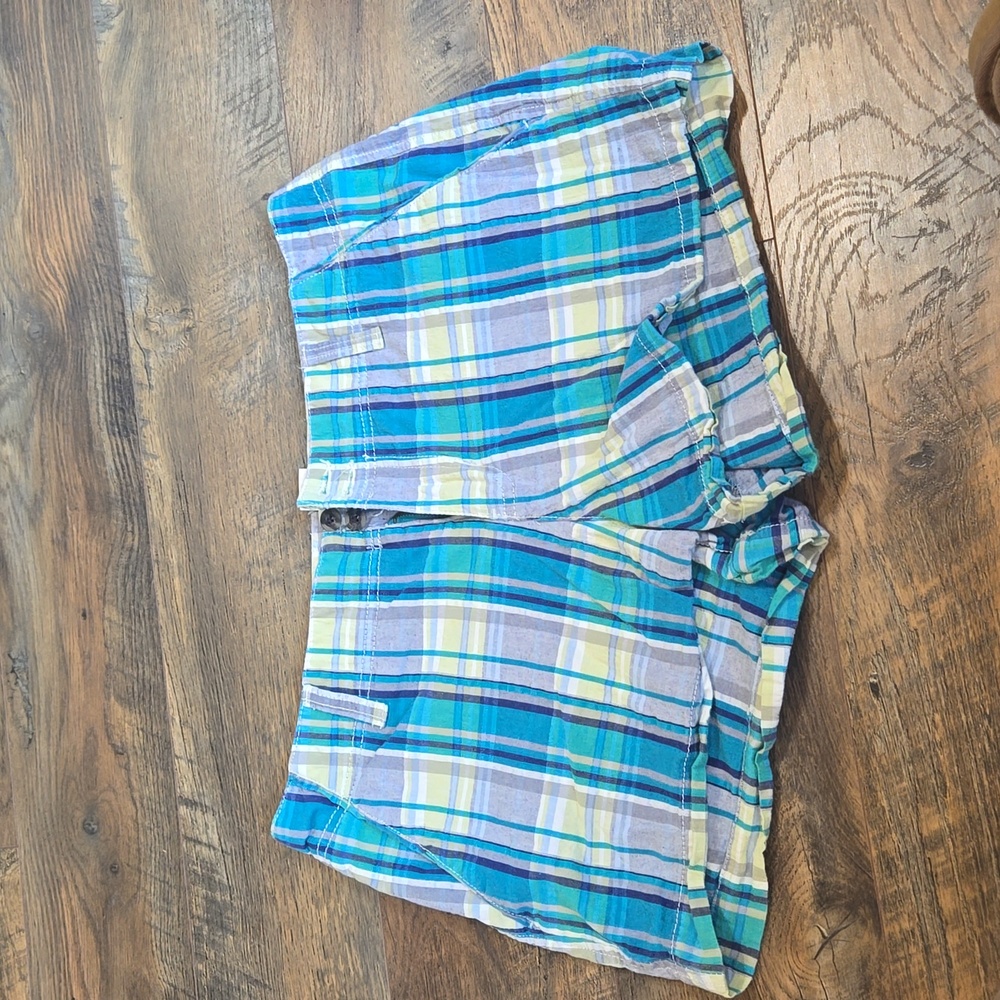 Sonoma Women's Plaid 3" Modern Shorts